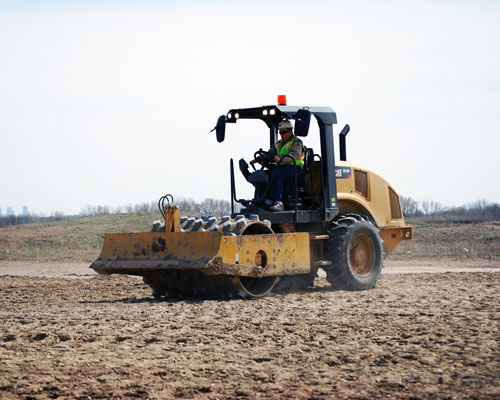 Compactador Vibratorio de Suelo CS11GC - MADISA